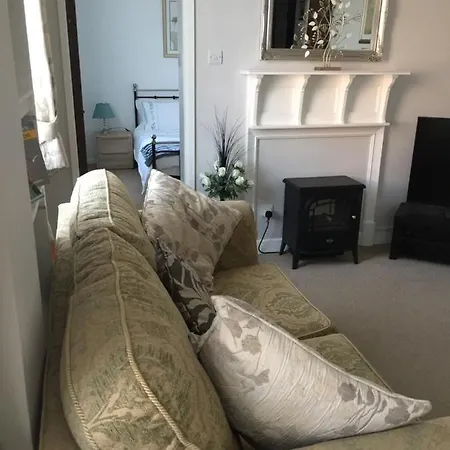 The Old Nurses * יורק