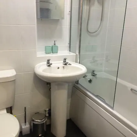 The Old Nurses Apartamento *